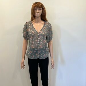 Delia’s Floral Pattern Blouse